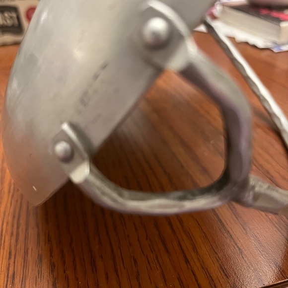 VINTAGE FORGED ALUMINIUM BASKET - Picture 7 of 7